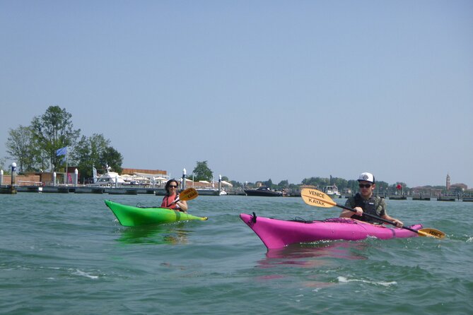 2 Hour Venice Canal Kayak Tour - Premium experience by day - Who Should Book This Venice Canal Kayak Tour