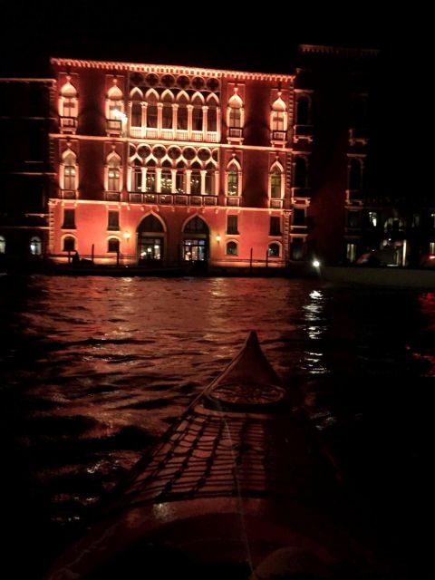 2hr Night Kayak Tour in Venice: premium tour with sunset - Why sunset kayaking in Cannaregio feels different