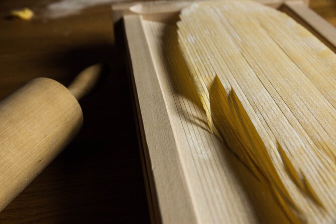 3 Hour Cooking Class: Homemade Pasta and Tiramisu in Venice - Making Tagliatelle or Guitar Pasta: Where the Hands-On Learning Happens