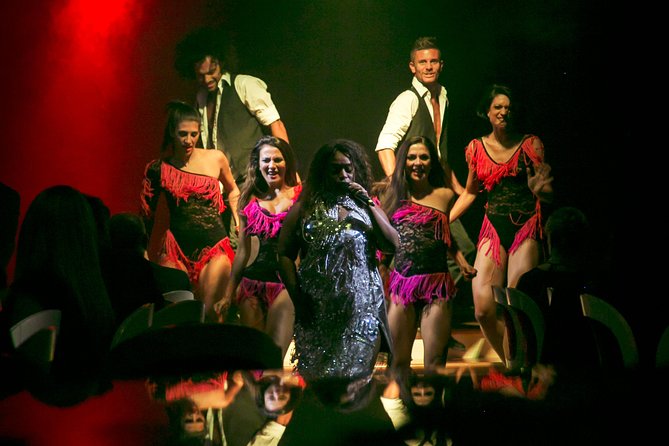 Avanspettacolo: Cabaret Dinner Show in Venice - Inside the theater hall: atmosphere, seating, and the “old-fashioned” vibe