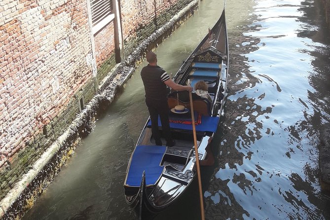 Bacaro Tour : Walk, eat and drink in Venice - Why this bacaro walk beats a random food hunt