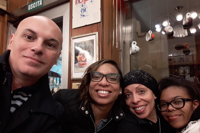 Bacaro Tour : Walk, eat and drink in Venice - What Roberto-style guiding looks like in real life