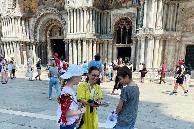 Basilica San Marco and the Pala d'Oro with Architect Guide - Piazza San Marco meeting point and how to manage a 1-hour visit