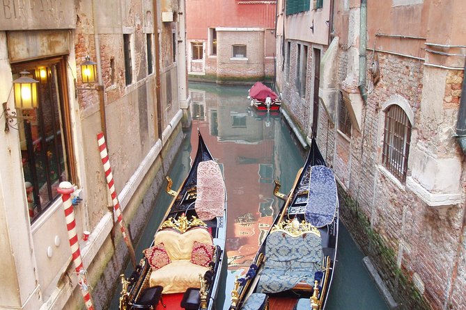 Best Venice Personalized Private Walking Tour with Official Guide - Ponte di Rialto: the Grand Canal crossing with a story attached