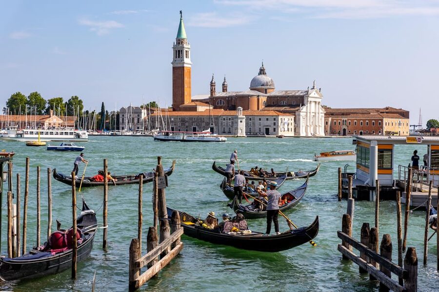 Chioggia-Venice: Day&Night Boat Transfer Round-Trip or 1-Way - Pricing and Value: Is $22 a Good Deal for This Crossing?