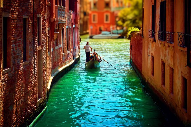 Classic 30-Minute Gondola Ride in Venice - Timing, delays, and why your ride might feel shorter than expected