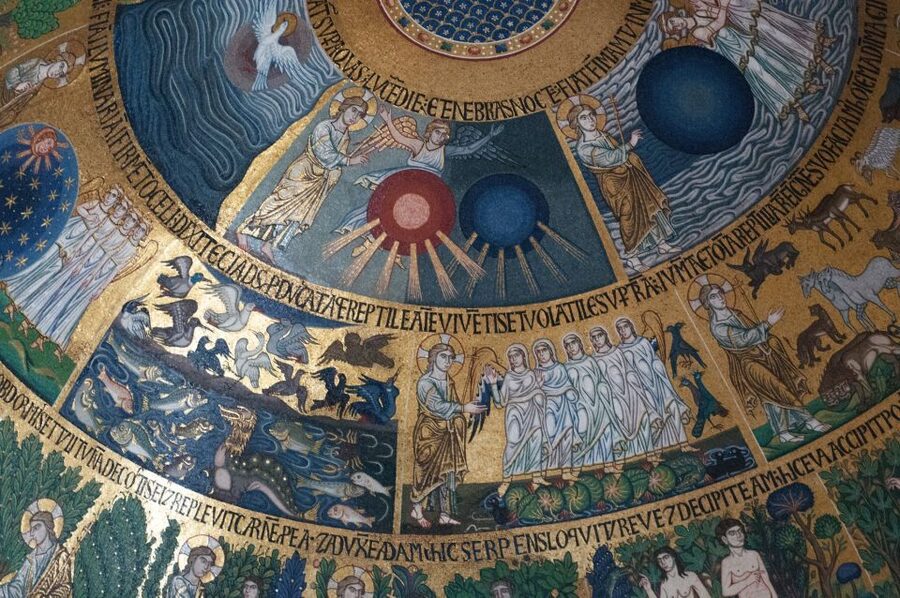 Classic Venice: 2-Hour Walking Tour with Basilica Entry - Key things to know before you go