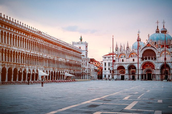 Coffee, Desserts with Highlights of Venice - The Rialto Bridge stop: legends, the sights, and a classic photo run