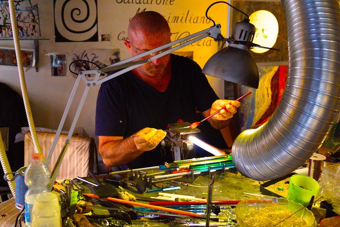 Create your Glass Artwork: Private Lesson with Local Artisan in Venice - The Artist Demonstration After Your Piece: Watching a Trademark Work