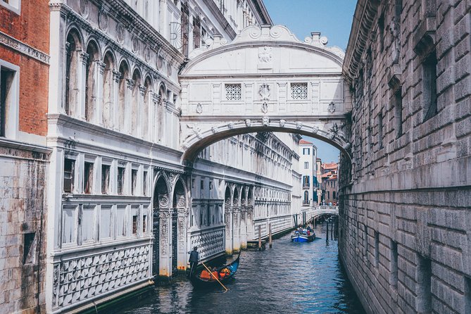 Discover Venice’s most Photogenic Spots with a Local - Canal Grande and carnival vibes: a cultural stop, not just scenery