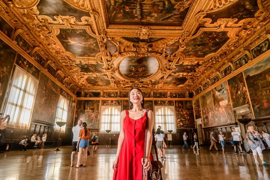 Doge's Palace & St. Mark's Basilica with Terrace Access Tour - Bridge of Sighs to the New Prisons, the story behind the name