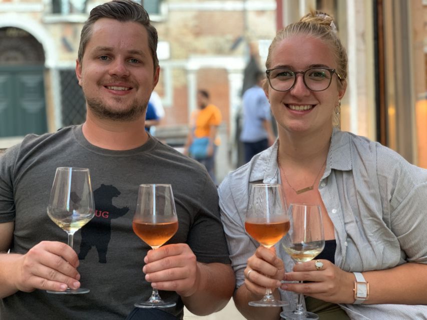 Evening in Venice with a local: food and wine tasting tour - Key highlights to look for