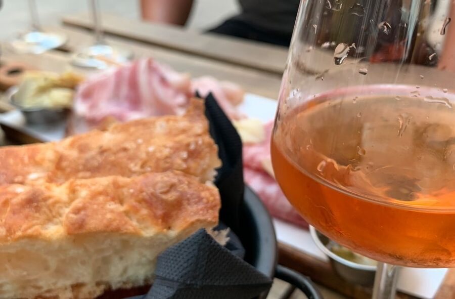 Evening in Venice with a local: food and wine tasting tour - Who should book this tour, and who should skip it