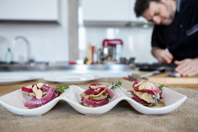 Exclusive cooking experience with a Venetian Chef: cichetti cooking class - Five cichetti, one chef, and a kitchen in the middle of Venice