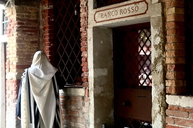 Exclusive Private Venice Jewish Ghetto Tour - Campo San Geremia: starting with views and the origin of ghetto
