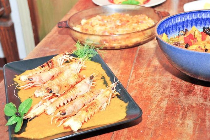 Experience A Traditional Sailor’s Supper In The Venetian Lagoon - Drinks are included, so plan to pace yourself