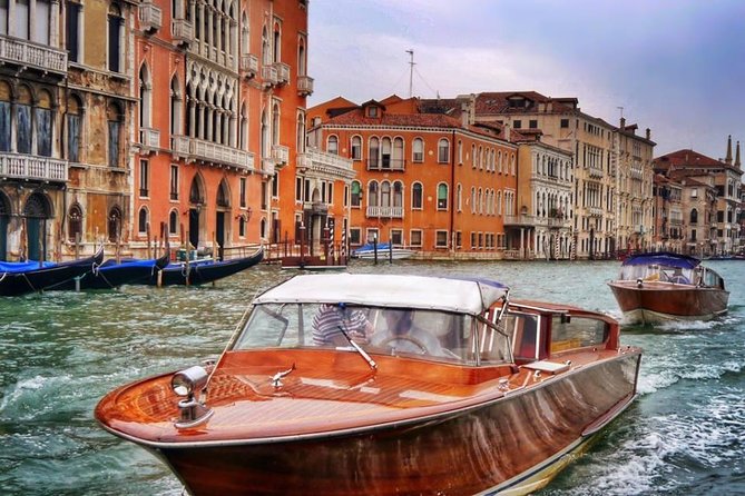 FriendInVenice Murano Burano Torcello Private Tour By Luxury Boat - Why a Private Lagoon Boat Beats the Usual Venice Day