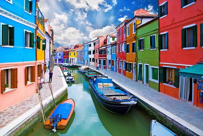 FriendInVenice Murano Burano Torcello Private Tour By Luxury Boat - 10:30 AM Start, Then Instant Island Time