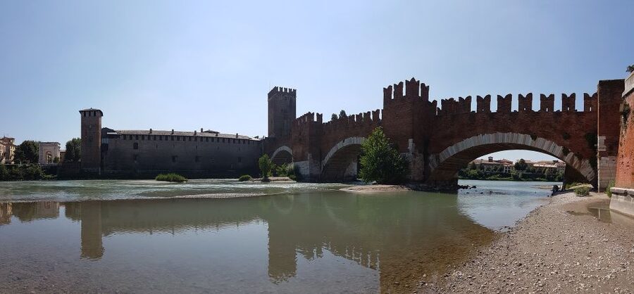 From Venice: Day Trip to Verona by Train with Guided Tour - Meet your guide at Santa Lucia, then let the day start gently