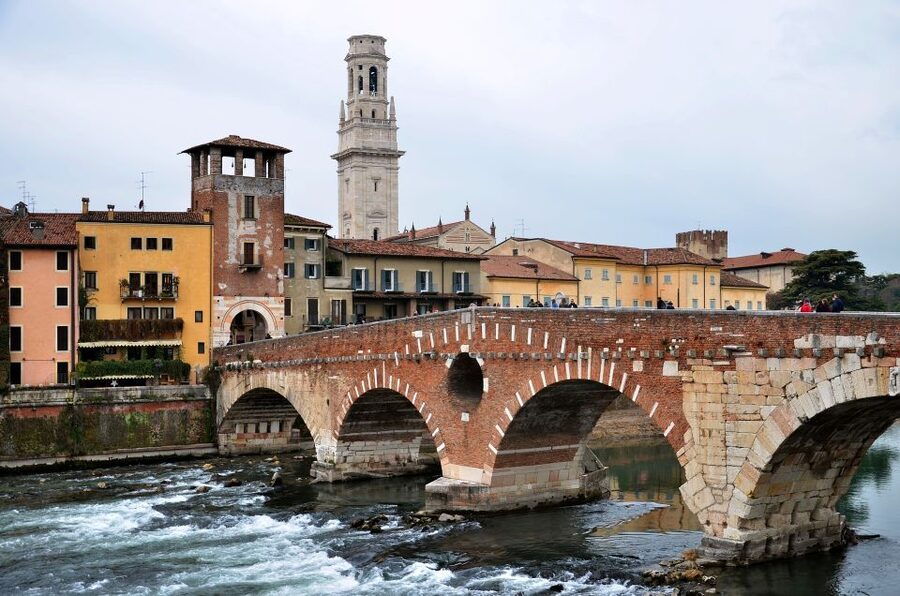 From Venice: Day Trip to Verona by Train with Guided Tour - Free time in Verona: 2.5 hours to wander at your own pace