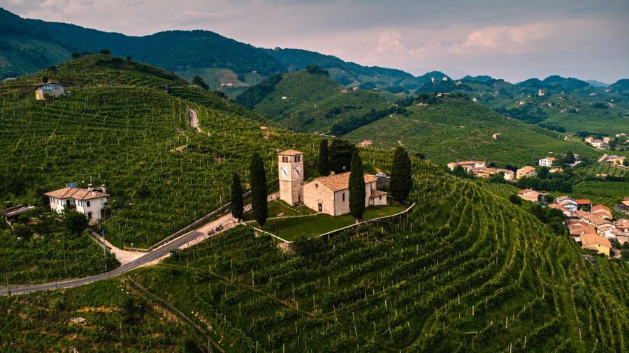 From Venice: Dolomites and Prosecco Hills Day Trip with Wine - Why This Dolomites and Prosecco Combo Works