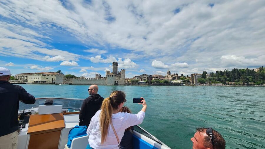 From Venice: Verona, Sirmione & Lake Garda with Boat Cruise - Sirmione on the Southern Tip, Castle Views, and Cobblestone Calm