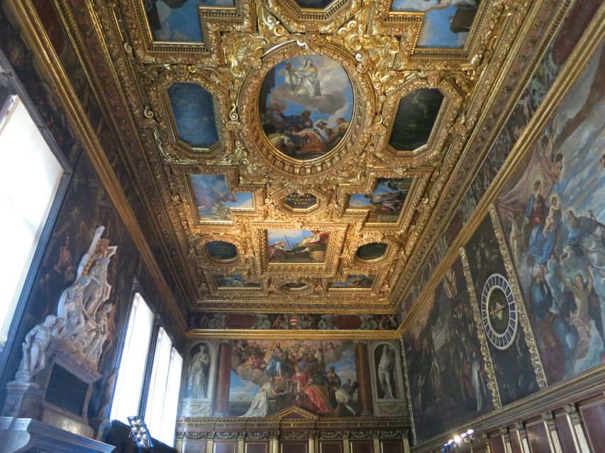 Full Venice Walking Tour: Doge's Palace and St. Mark's - Piazza San Marco: where the tour clock starts ticking