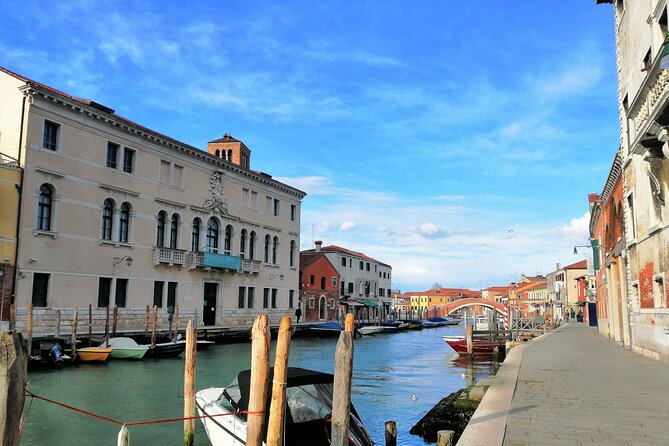 Glass Lampwork Workshop and Walking in Murano - Who this Murano glass and church tour suits best