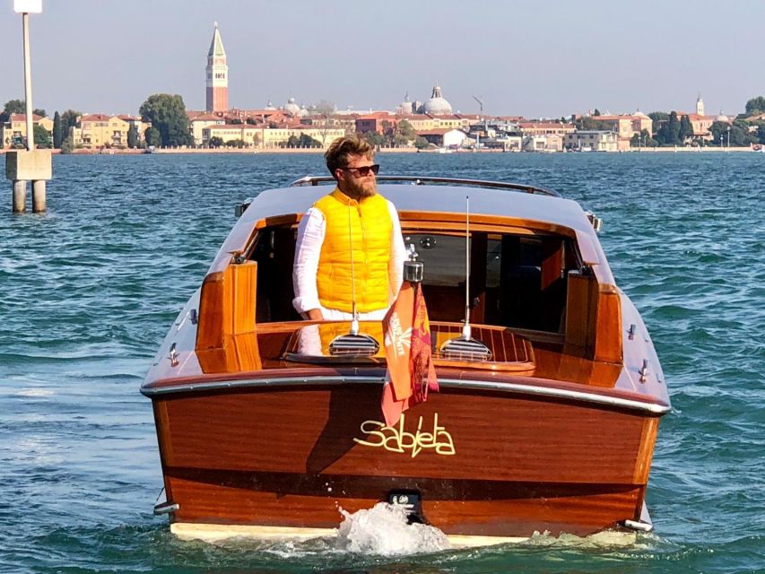 Grand Canal Boat Tour & Murano - The Guide Story: Canal Buildings and Who Used Them