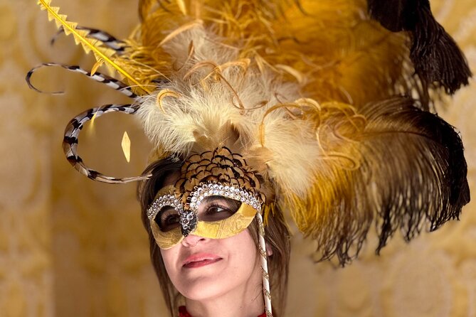 Historical Journey and Dress up Experience in Venetian Carnival - Logistics that matter in Venice (and how to plan around them)