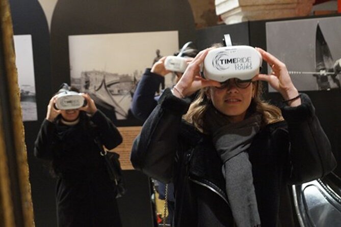 History Gallery: Venice in the Past 3D Experience - The story-rich bookshop stop and why it is more than waiting around