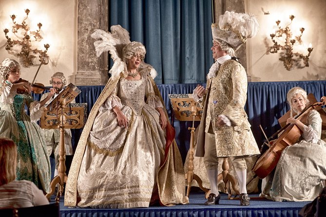 I Musici Veneziani New Year's Concert in Venice - The Visual Treat: 18th-Century Costumes and Staging Details
