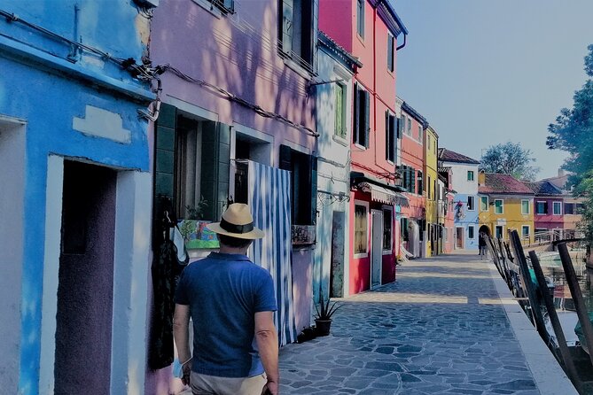 Island Hopping Tour: Mazzorbo, Burano and Murano - Burano: Color Streets, Lace Making, and Lagoon Views