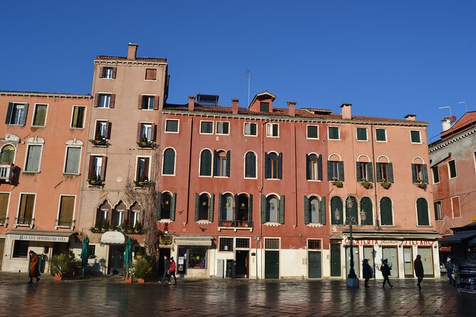 Jewish Ghetto and Cannaregio Food Tour in Venice - The route rhythm: several stops without the chaos