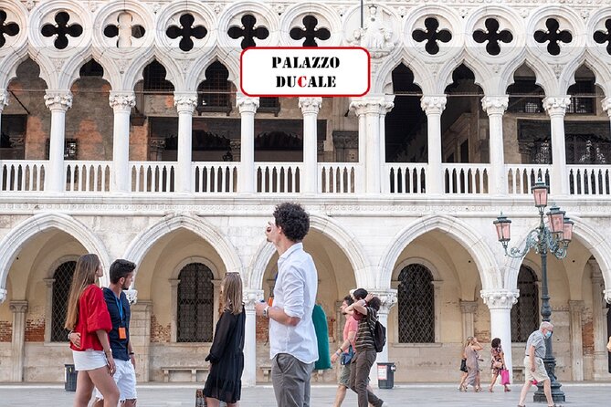 Kingly Venice: Doge Palace Ticket, Guided Tour & History Gallery - The prisons, Casanova, and the Bridge of Sighs emotional hit