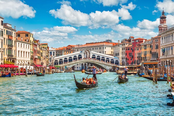 Leonardo da Vinci Museum and San Polo Private Tour - Rialto Bridge: A Classic View With a Story Behind It