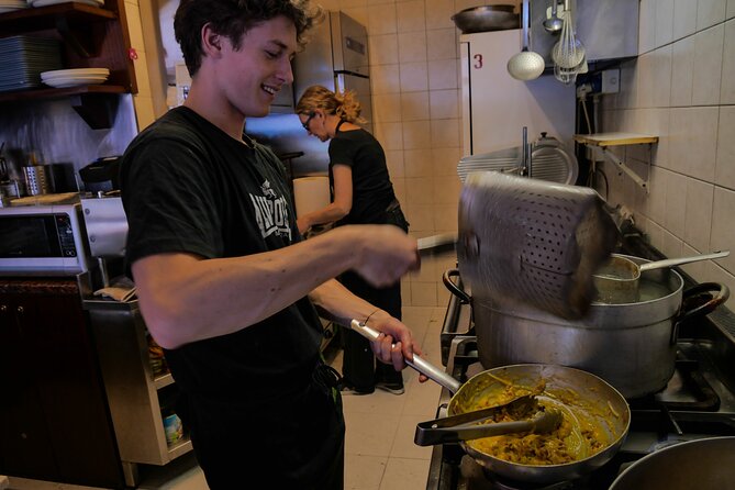 Make Pasta Carbonara from Scratch in a Jazz Club in Venice - FAQ