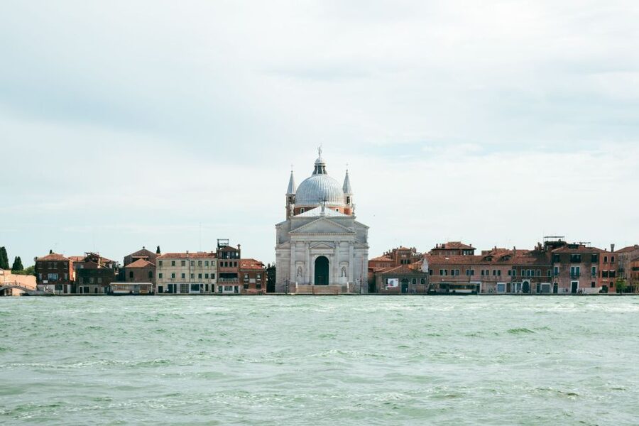Mini Cruise from Ple Roma to St Mark's areas with guide - Finding the boat: KFC at Saint Lucia and a blue Lagoon Tour sign
