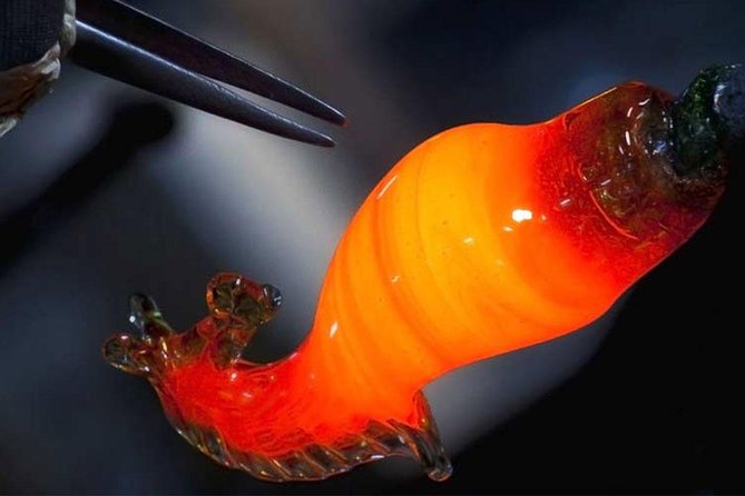 Molten glass magic - Glassblowing class - PRIVATE - Private Murano glassblowing with a boat taxi from Venice