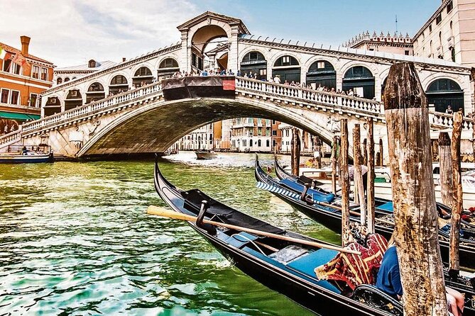 Morning Magic: Venice City Walk and Gondola Tour - Rialto Bridge, the Canal Grande views, and why this timing works