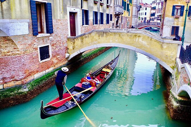 Morning Magic: Venice City Walk and Gondola Tour - Piazza San Marco energy, then straight into the backstreets