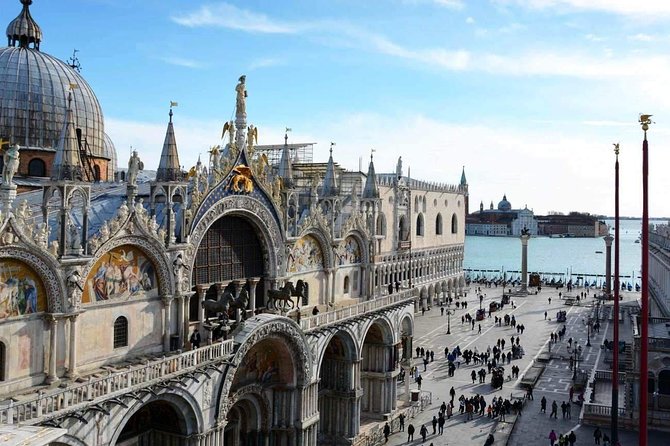 Morning Venice Walking Tour plus St Mark's Basilica Guided Visit - Inside St. Mark’s Basilica: how the visit is structured