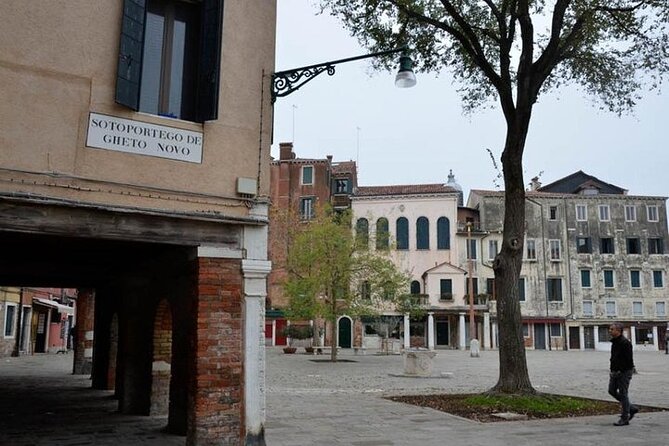 Morning Walking Tour of Venice with Mini Cruise - Chiesa di Santa Sofia and the optional gondola crossing (2€)