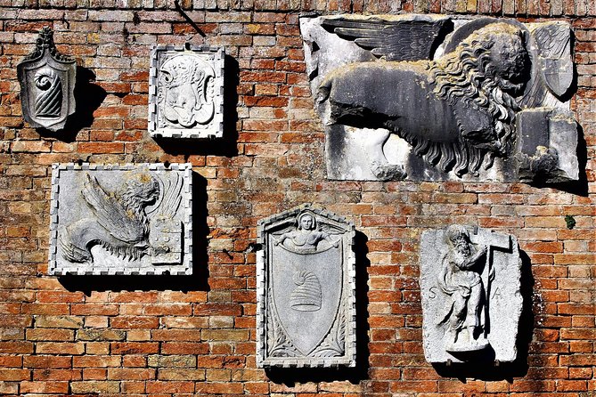 Murano and Burano Islands Semi-Independent Tour - Murano’s Glass Stop: What to Expect in About an Hour