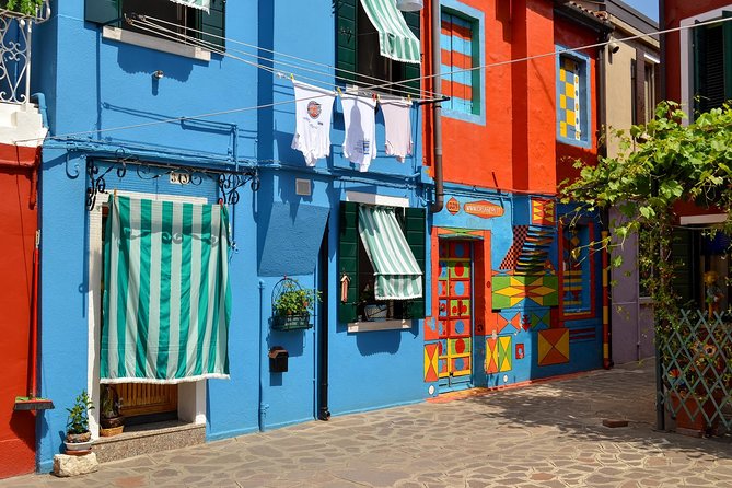 Murano, Burano and Torcello Islands Full-Day Tour - Stop 2, Burano: Colorful Houses, Real Wandering Time