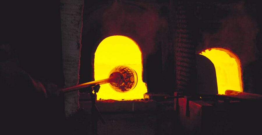 Murano: Glass Blowing Demonstration and Artistic Glass Gift - Murano glass, in a former monastery workshop