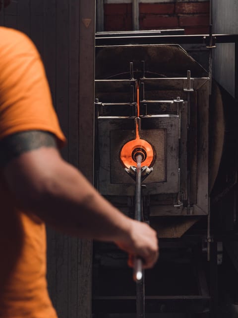 Murano: Glassblowing Workshop for Beginners - Getting your bearings: demo first, then hands-on with a glass master