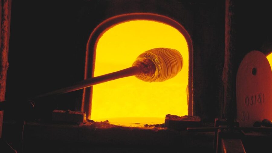 Murano: make your item with a glass master and take it home - Key things you’ll notice right away