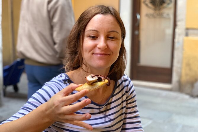 Old Taverns and Rialto Market Food Adventure (come hungry!) - Rialto to Frari: a Venice food walk that feels local, not staged