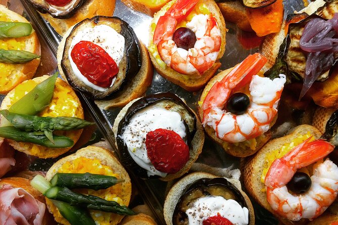 Old Taverns and Rialto Market Food Adventure (come hungry!) - Campo dei Frari shop stop: the short tasting that adds variety